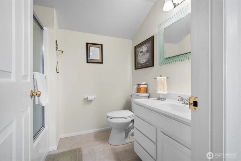 Property photo for 4013 N Whitman Street, Tacoma photo 24