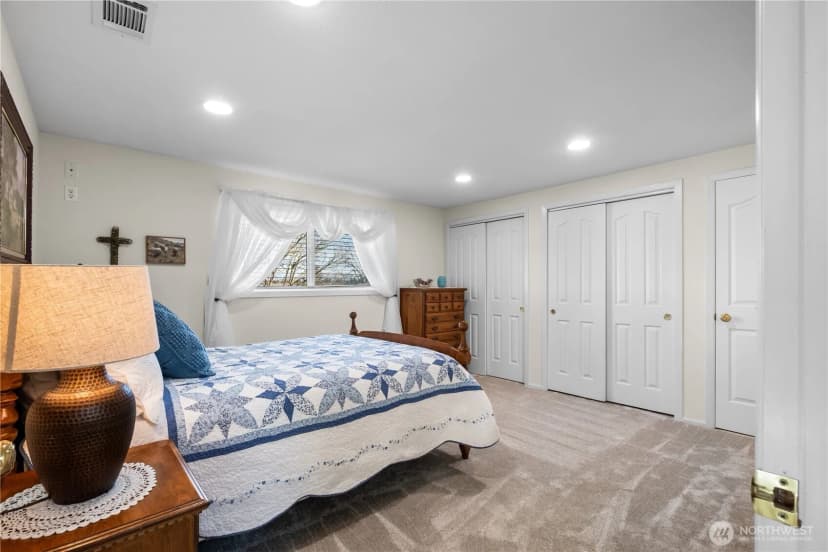 Property photo for 4013 N Whitman Street, Tacoma photo 23