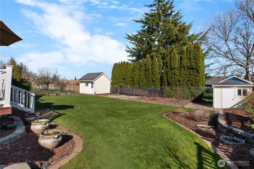 Property photo for 4013 N Whitman Street, Tacoma photo 10