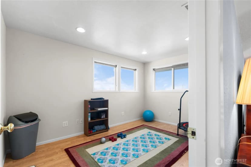 Property photo for 4013 N Whitman Street, Tacoma photo 17