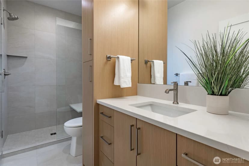 Property photo for 1557 Mitchell Avenue #2, Blaine photo 33