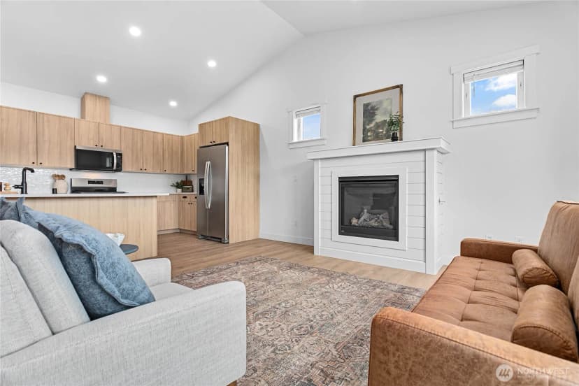 Property photo for 313 W 3rd Street S, Everson photo 15