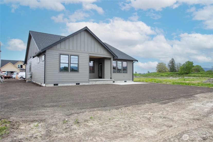 Property photo for 313 W 3rd Street S, Everson photo 36