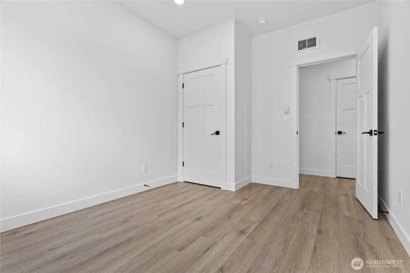 Property photo for 313 W 3rd Street S, Everson photo 31