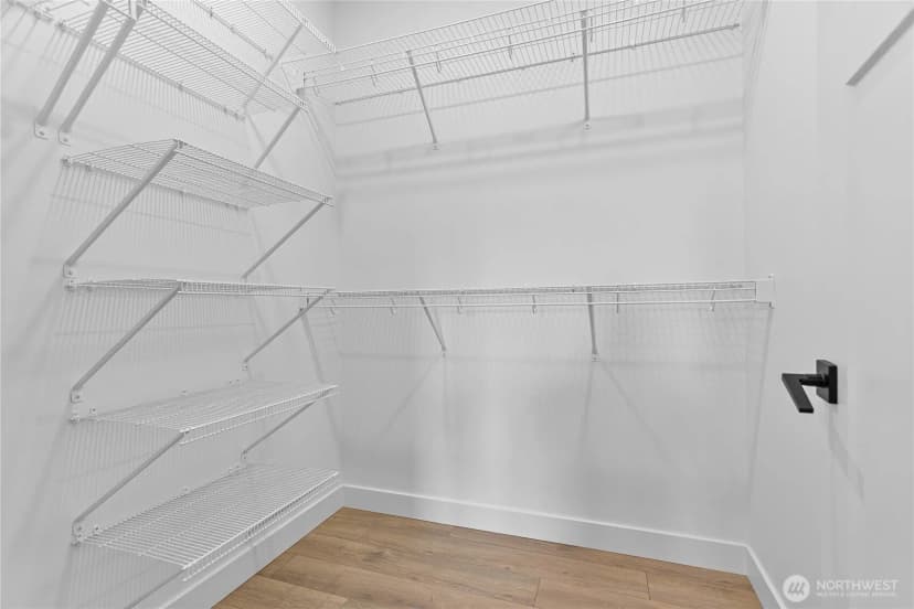 Property photo for 313 W 3rd Street S, Everson photo 26