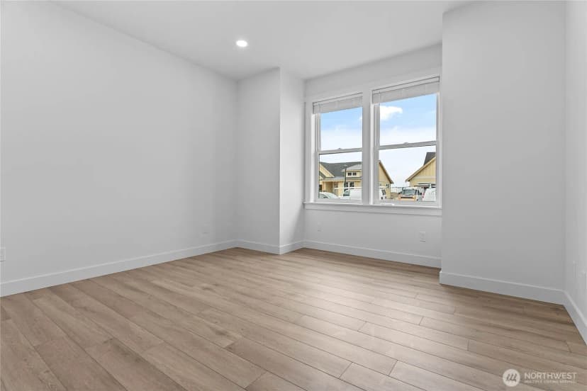 Property photo for 313 W 3rd Street S, Everson photo 27