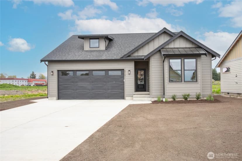 Property photo for 313 W 3rd Street S, Everson
