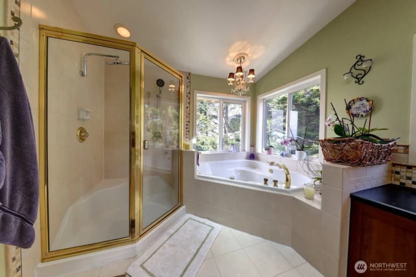 Property photo for 33704 J Place, Ocean Park photo 29