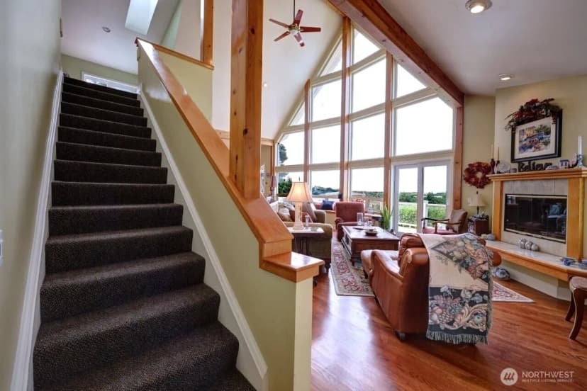Property photo for 33704 J Place, Ocean Park photo 14