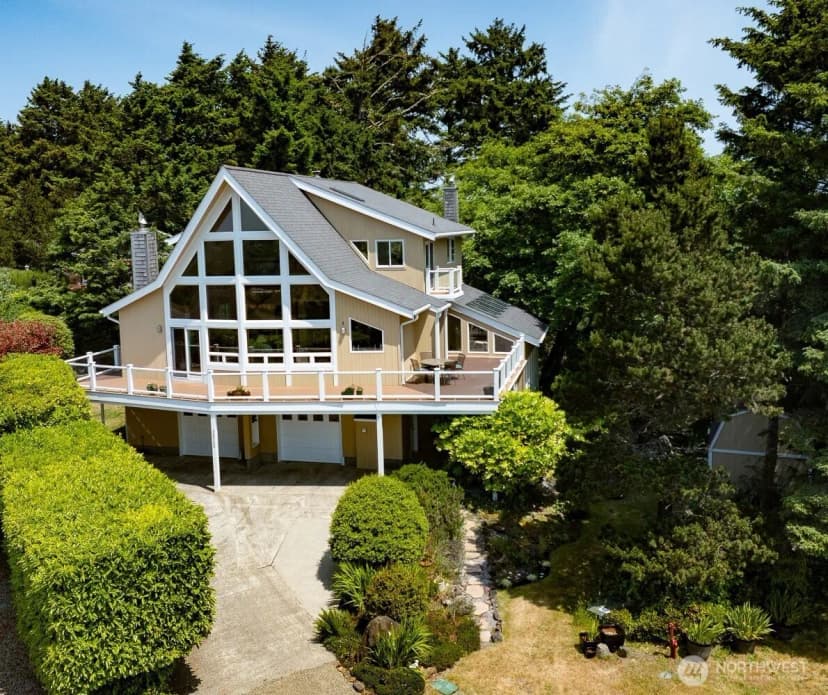 Property photo for 33704 J Place, Ocean Park