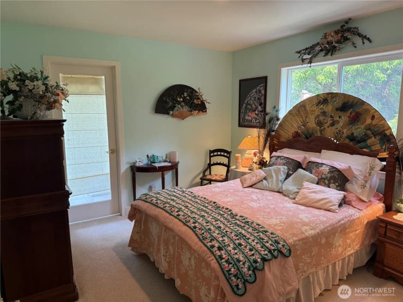 Property photo for 33704 J Place, Ocean Park photo 21