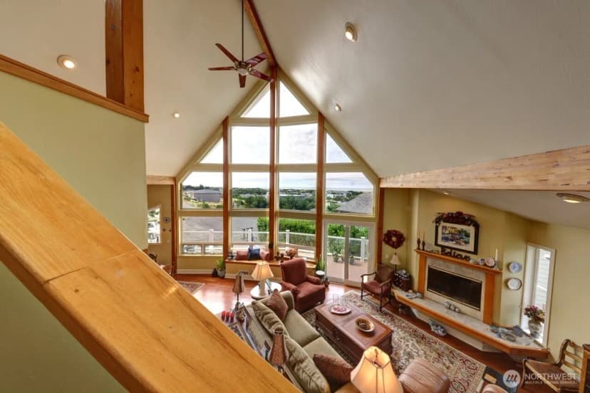 Property photo for 33704 J Place, Ocean Park photo 15