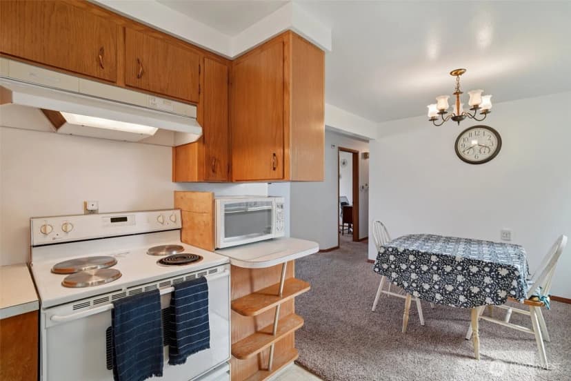 Property photo for 21712 108th Place Se, Kent photo 9