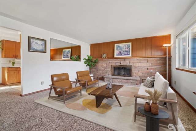 Property photo for 21712 108th Place Se, Kent photo 3