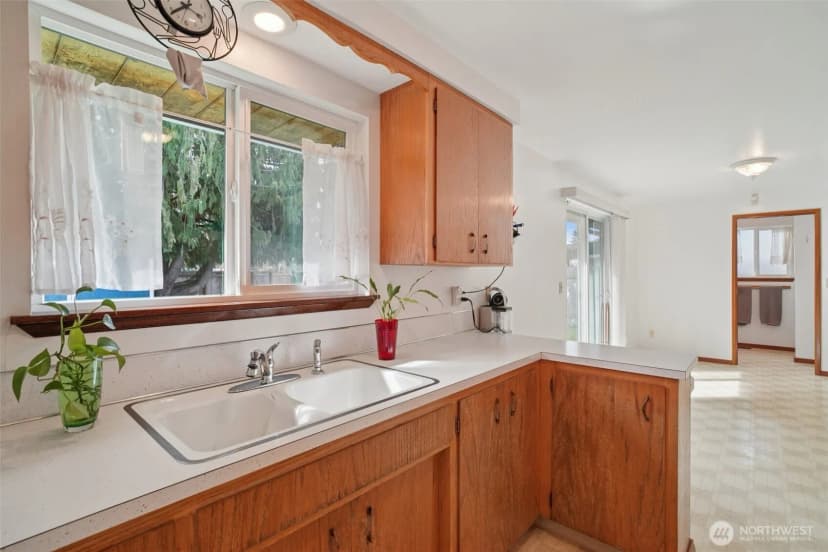 Property photo for 21712 108th Place Se, Kent photo 12