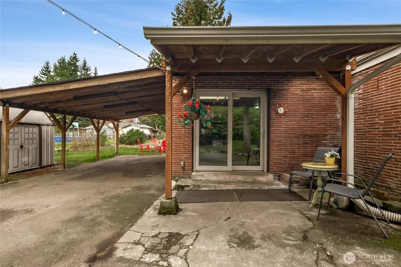 Property photo for 14235 6th Avenue Sw, Burien photo 27