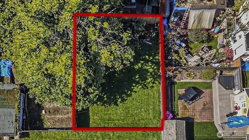 Property photo for 909 S Ainsworth Avenue, Tacoma photo 3