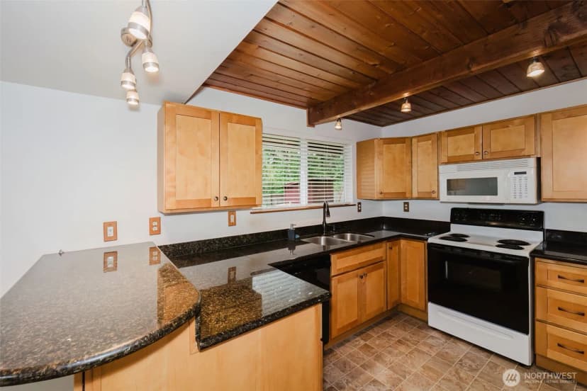 Property photo for 1822 190th Avenue Sw, Lakebay photo 10