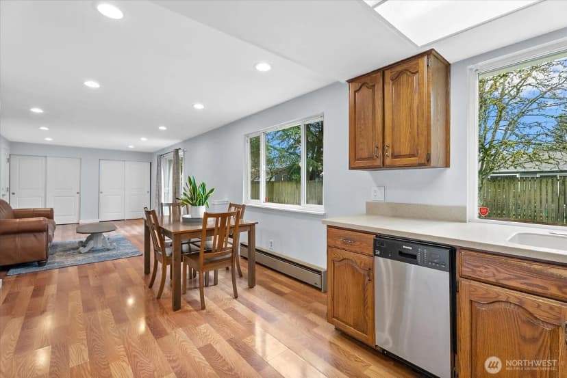Property photo for 5508 172nd Place Sw, Lynnwood photo 8