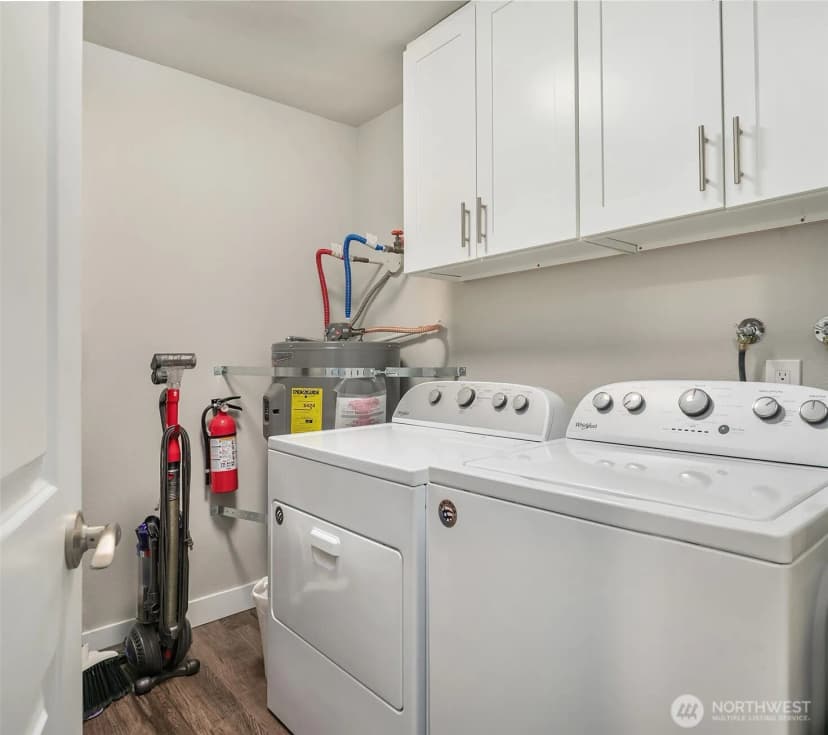 Property photo for 21404 46th Place W, Mountlake Terrace photo 11