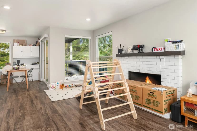 Property photo for 21404 46th Place W, Mountlake Terrace photo 16