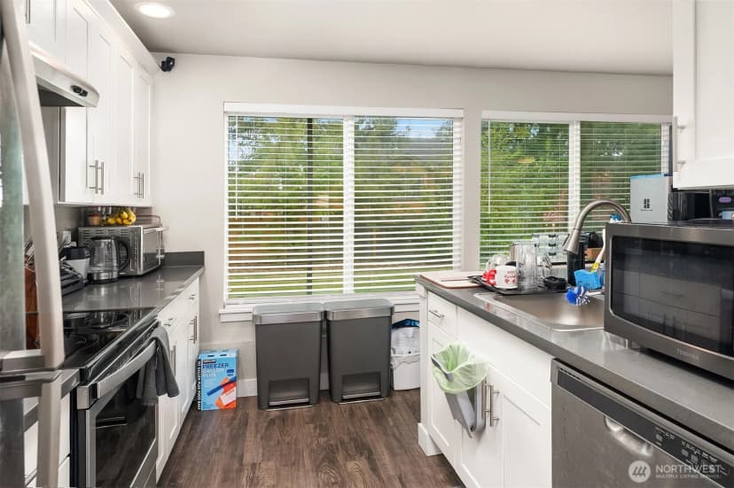 Property photo for 21404 46th Place W, Mountlake Terrace photo 6