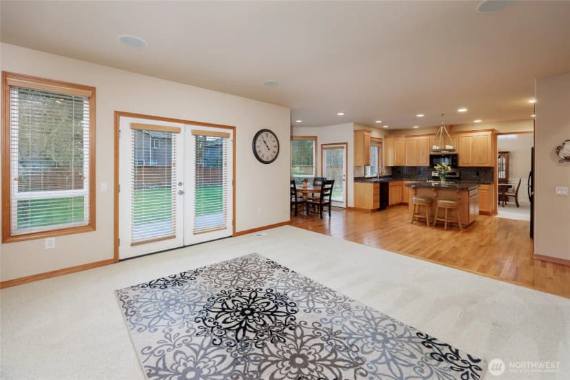 Property photo for 17001 31st Drive Se, Bothell photo 18