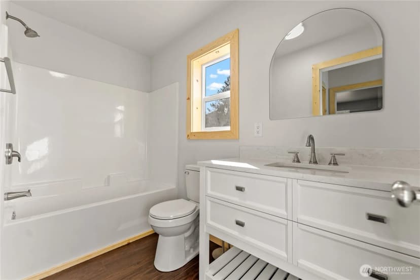 Property photo for 428 Castle Avenue, Winthrop photo 11