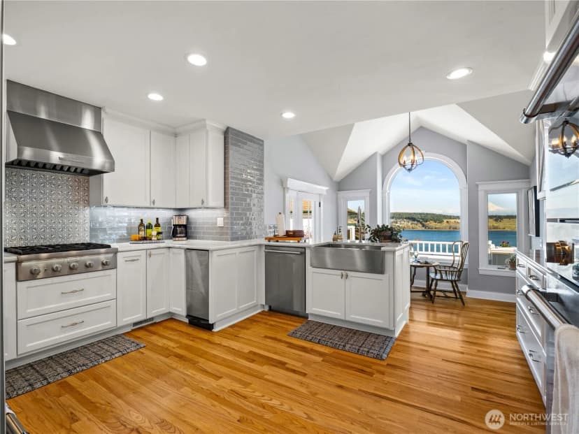 Property photo for 1559 13th Ave, Fox Island photo 17