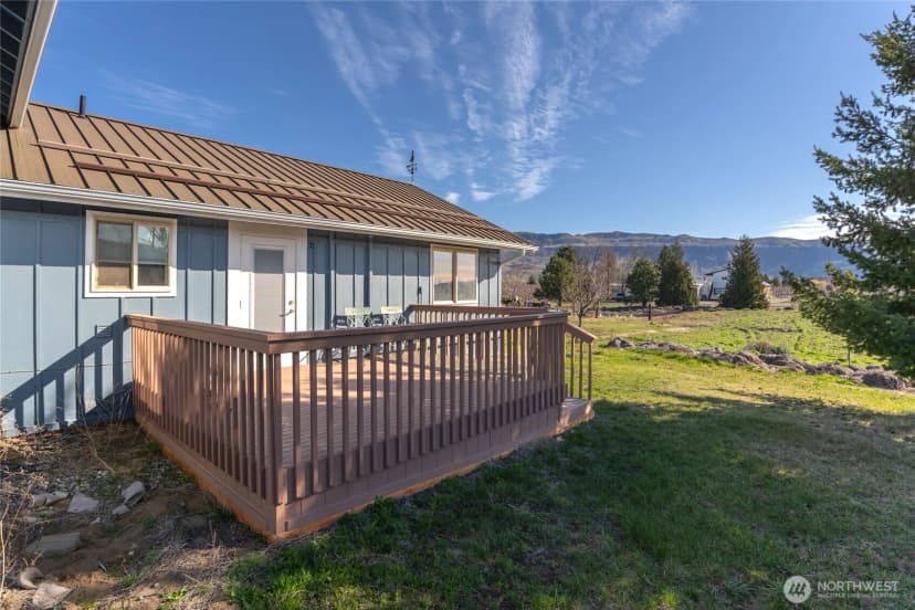 Property photo for 980 S Webb Place, East Wenatchee photo 16