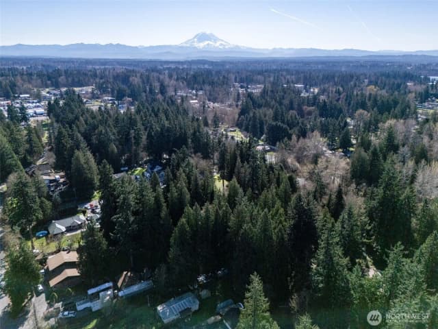 Property photo for 14508 50th Avenue E, Tacoma photo 2