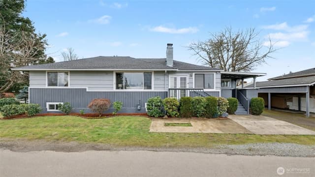 Property photo for 7301 32nd Avenue S, Seattle photo 2
