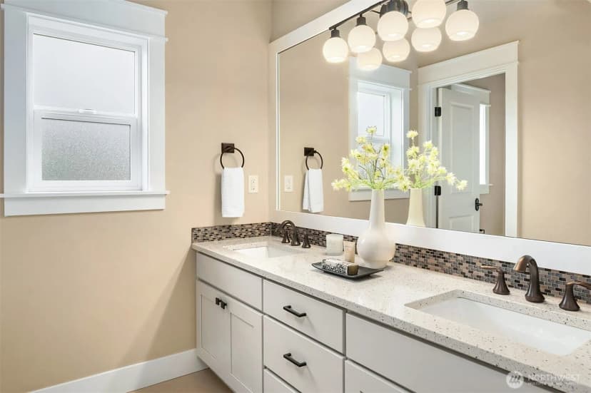Property photo for 632 Sw 185th St, Normandy Park photo 26