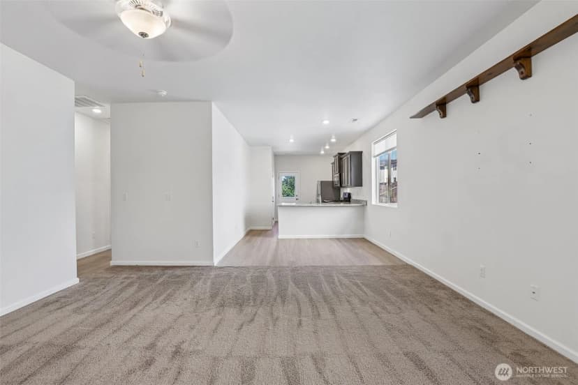 Property photo for 1312 W 17th Avenue, La Center photo 8