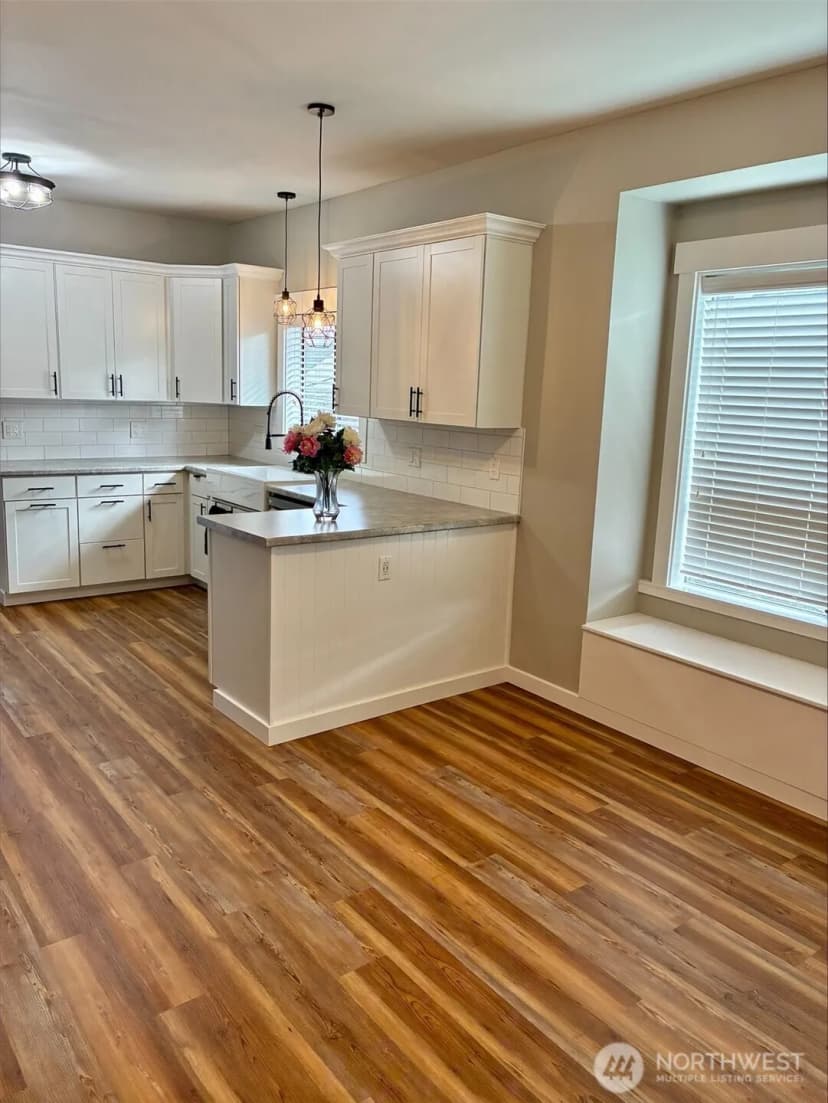 Property photo for 310 Second Street, Sumas photo 9