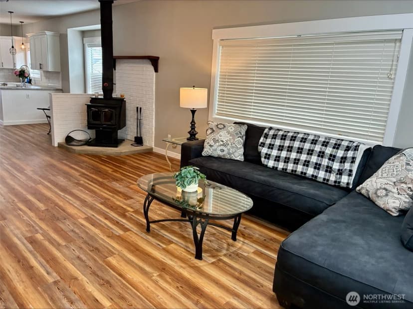 Property photo for 310 Second Street, Sumas photo 4