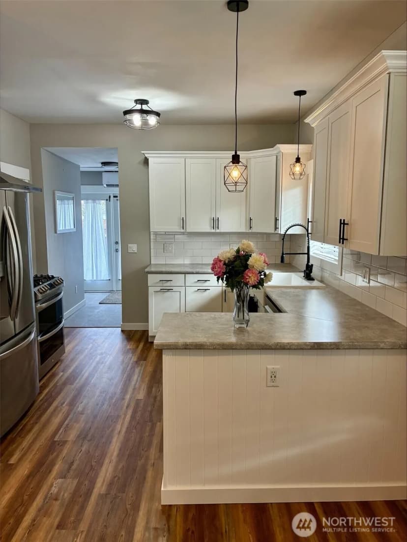 Property photo for 310 Second Street, Sumas photo 10