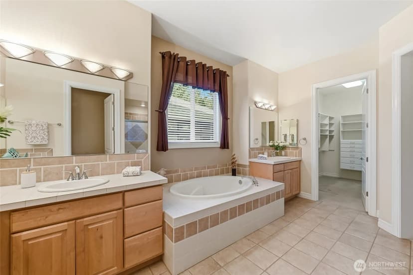 Property photo for 23729 Ne 116th Place, Redmond photo 21