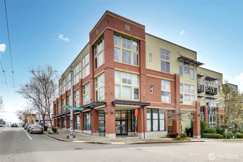 Property photo for 4422 Bagley Avenue N #216, Seattle photo 30