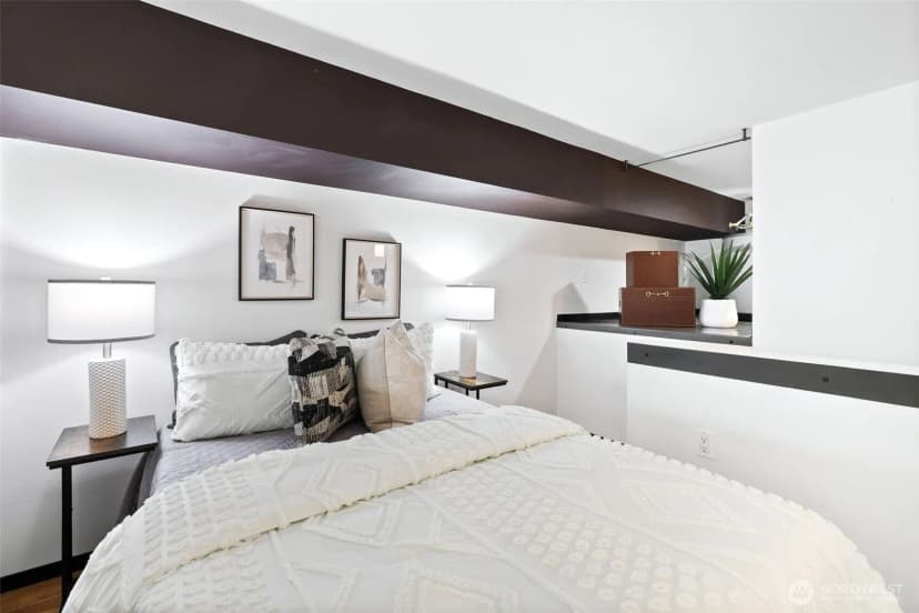 Property photo for 4422 Bagley Avenue N #216, Seattle photo 11