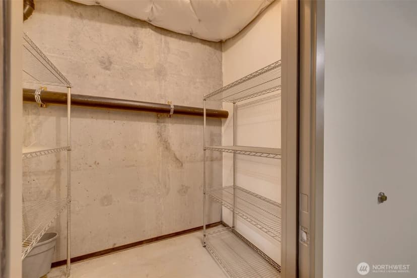 Property photo for 4422 Bagley Avenue N #216, Seattle photo 28