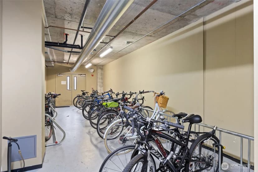 Property photo for 4422 Bagley Avenue N #216, Seattle photo 22