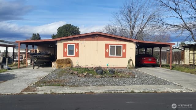 Property photo for 353 5th Avenue Se, Ephrata