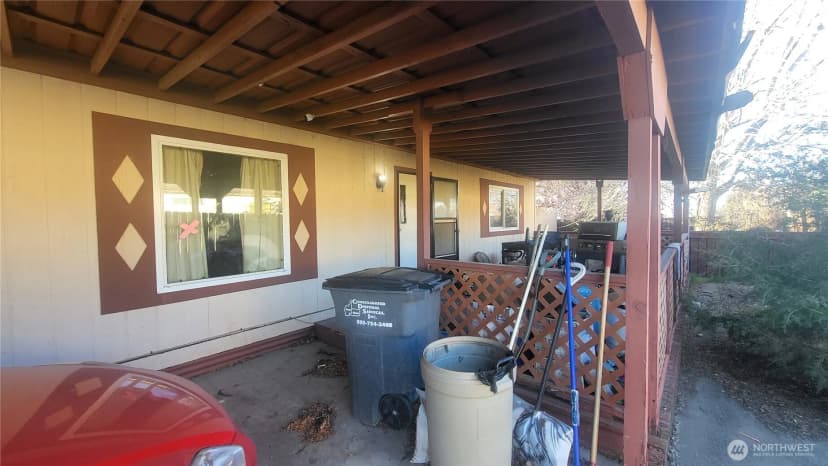 Property photo for 353 5th Avenue Se, Ephrata photo 4