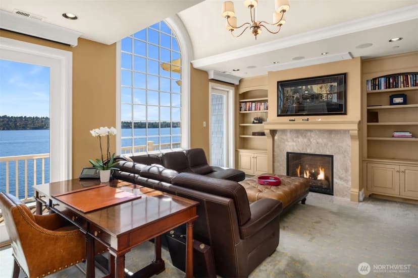 Property photo for 8233 W Mercer Way, Mercer Island photo 17