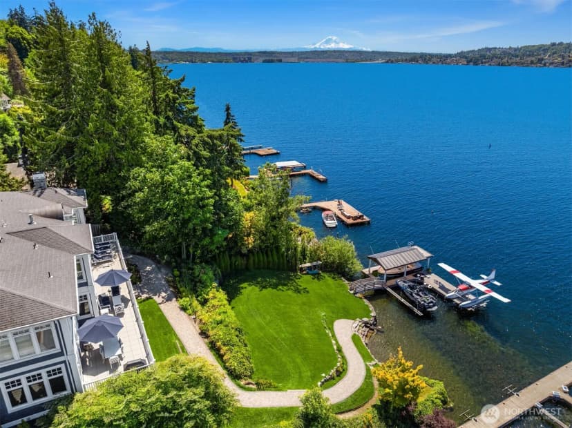 Property photo for 8233 W Mercer Way, Mercer Island