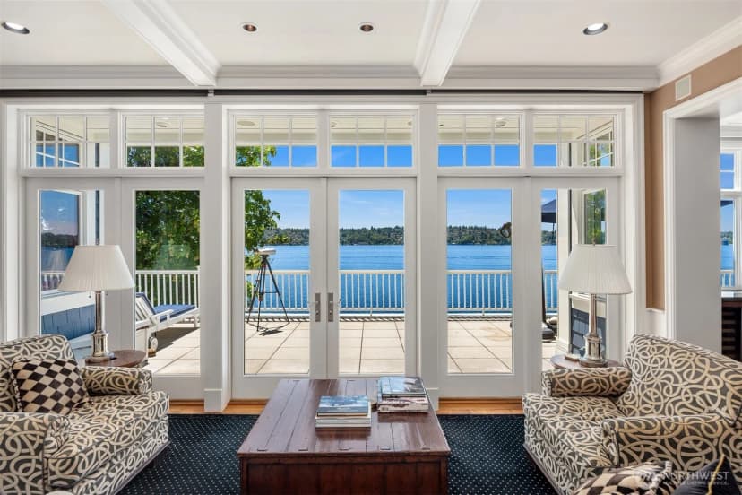 Property photo for 8233 W Mercer Way, Mercer Island photo 10