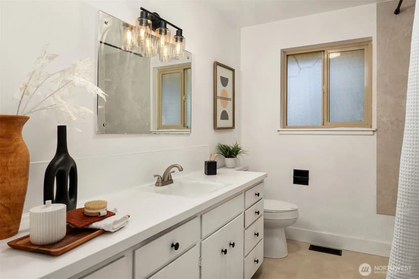 Property photo for 3818 Ne 94th Street, Seattle photo 18