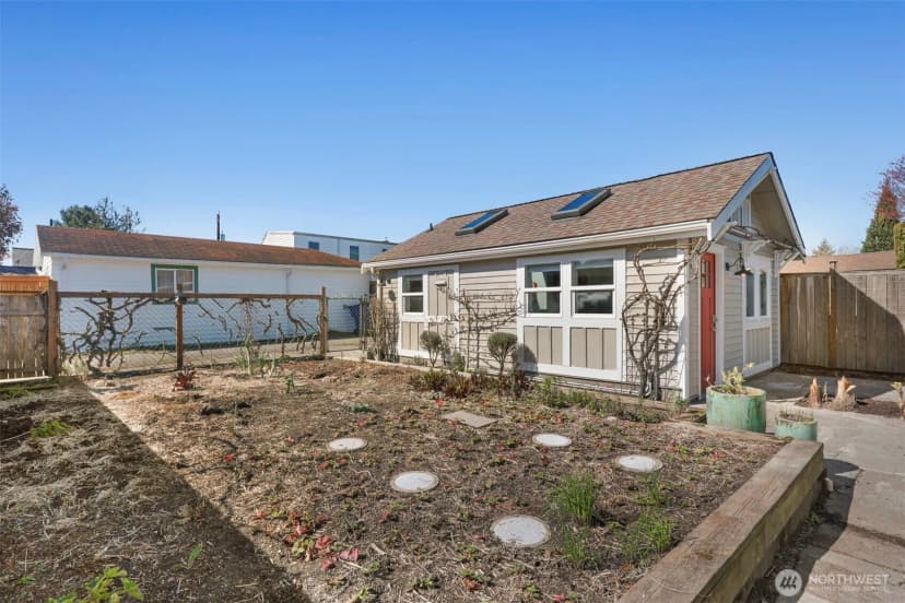 Property photo for 8333 27th Avenue Nw, Seattle photo 25
