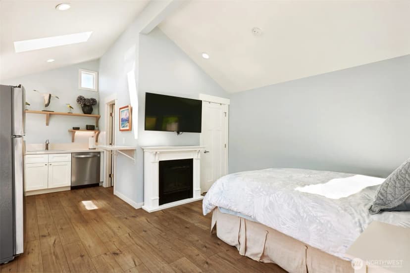 Property photo for 8333 27th Avenue Nw, Seattle photo 20